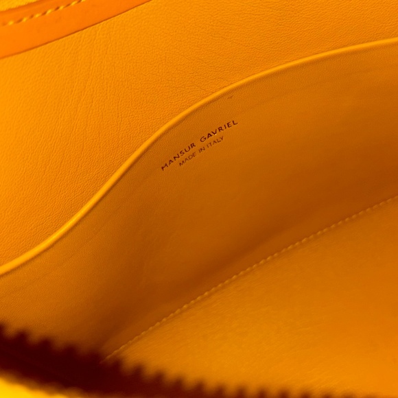 Mansur Gavriel ‘Candy’ Shoulder Bag (Rare Find) - Picture 3 of 4